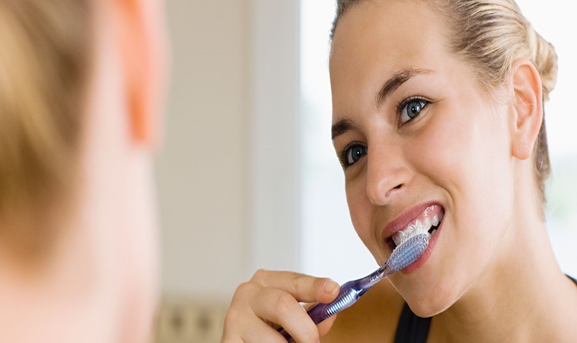 Vệ sinh răng miệng không đúng cách dễ gây viêm lợi